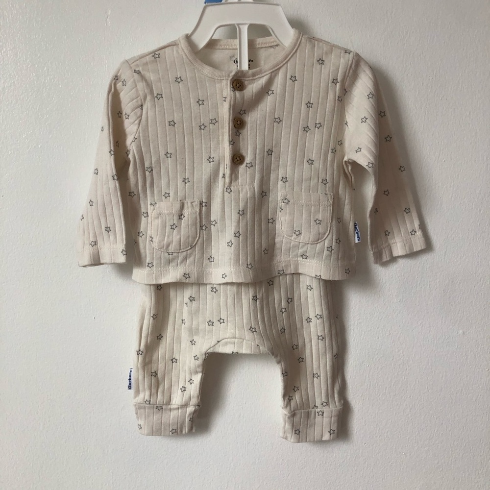 Gerber Cream Star-Print Ribbed Pajama Set